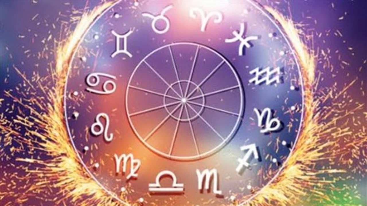 توقعات الأبراج اليوم.. مفاجآت عائلية ومناسبات سعيدة تنتظر 12 علامة فلكية موجزة